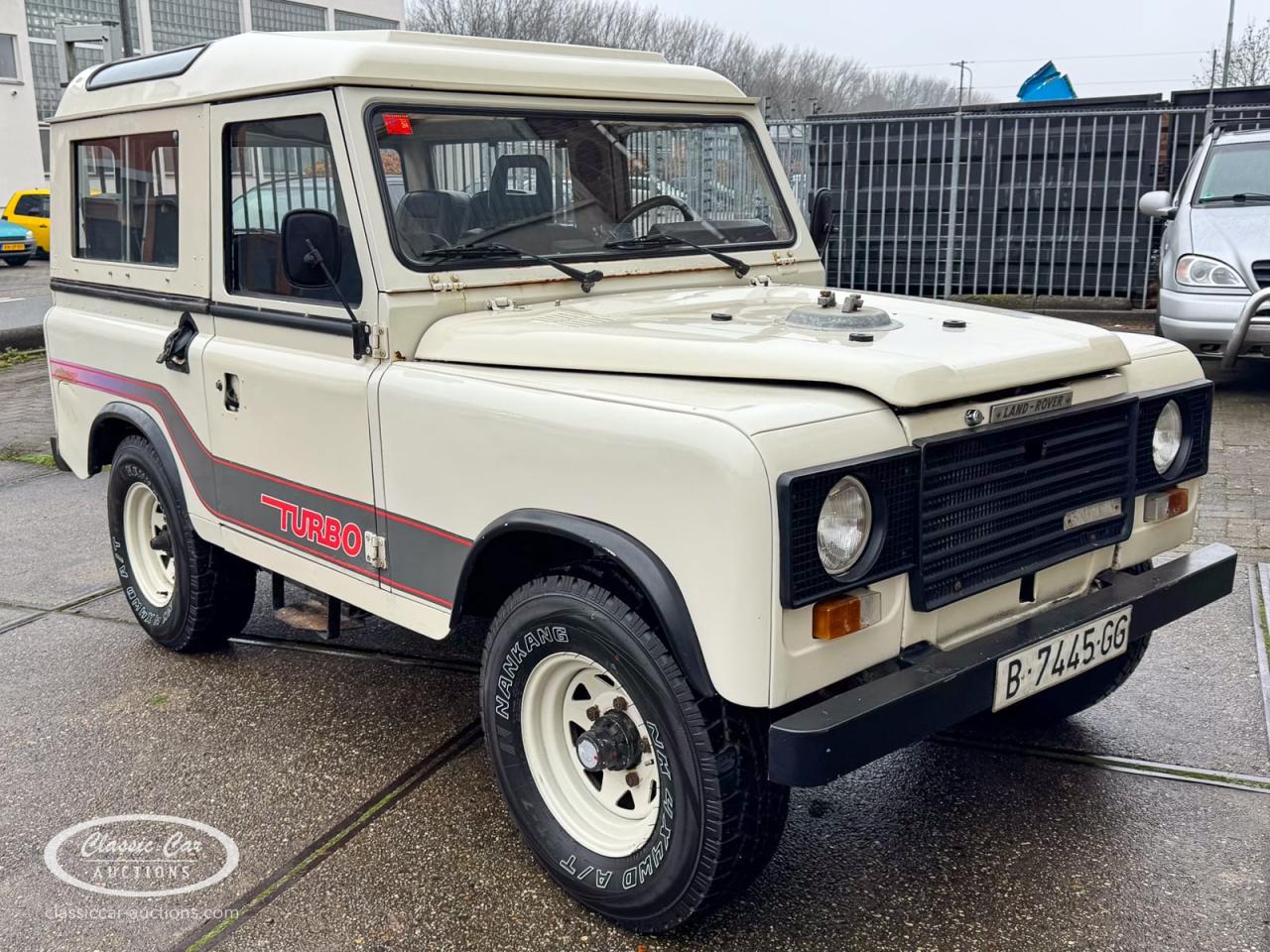 1984 Land Rover Santana