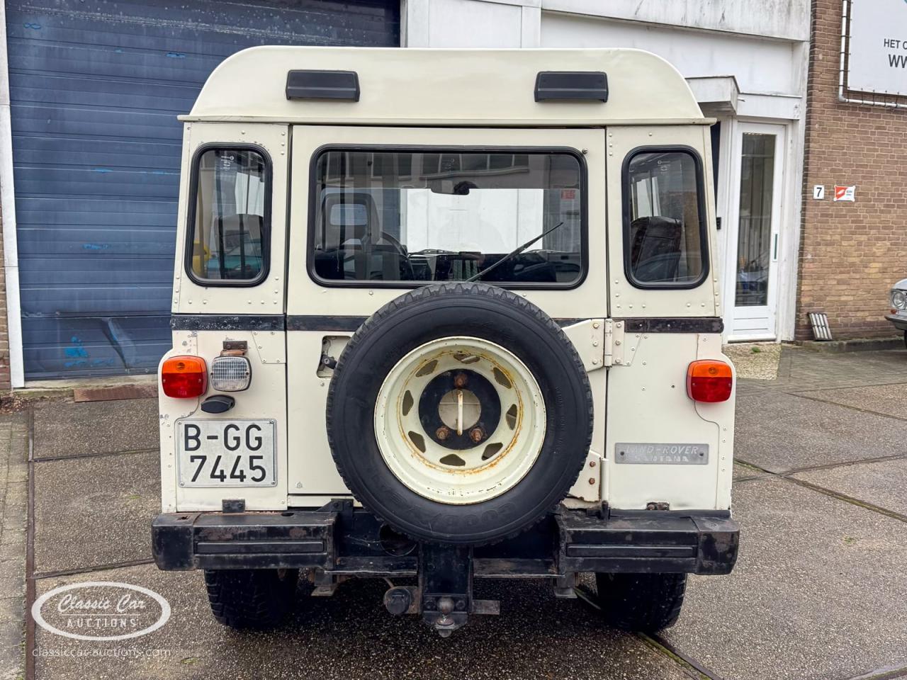 1984 Land Rover Santana
