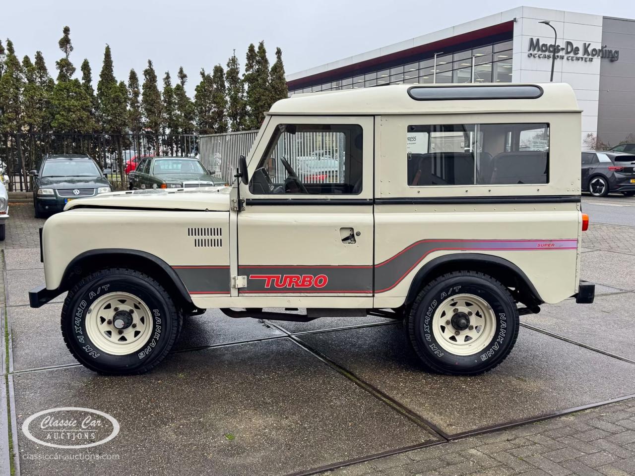 1984 Land Rover Santana