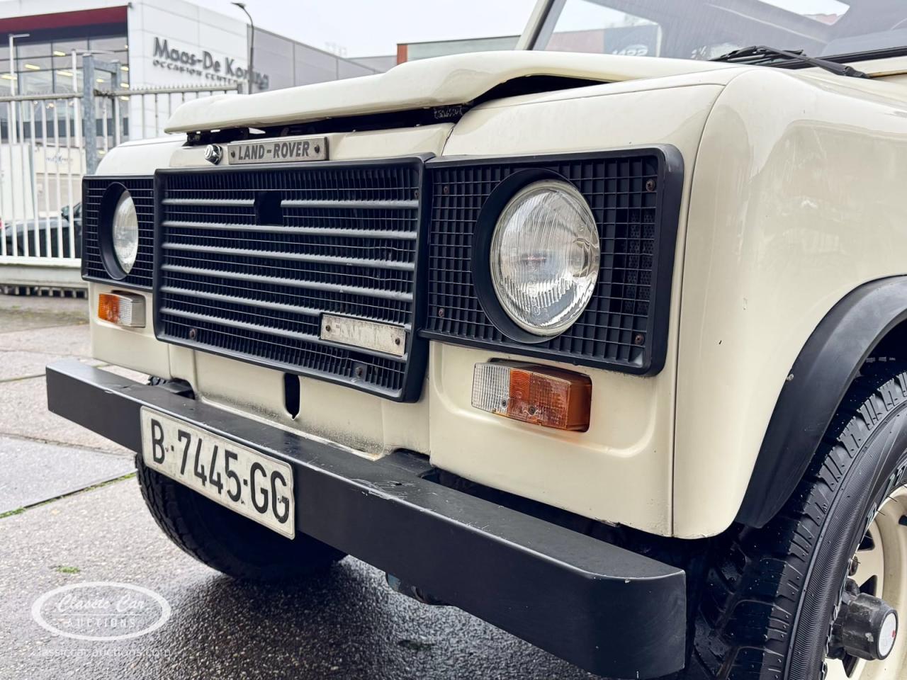 1984 Land Rover Santana