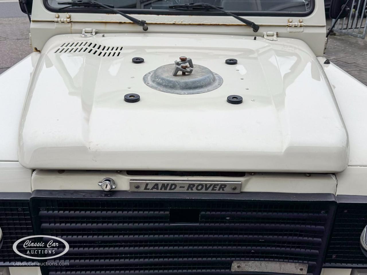 1984 Land Rover Santana