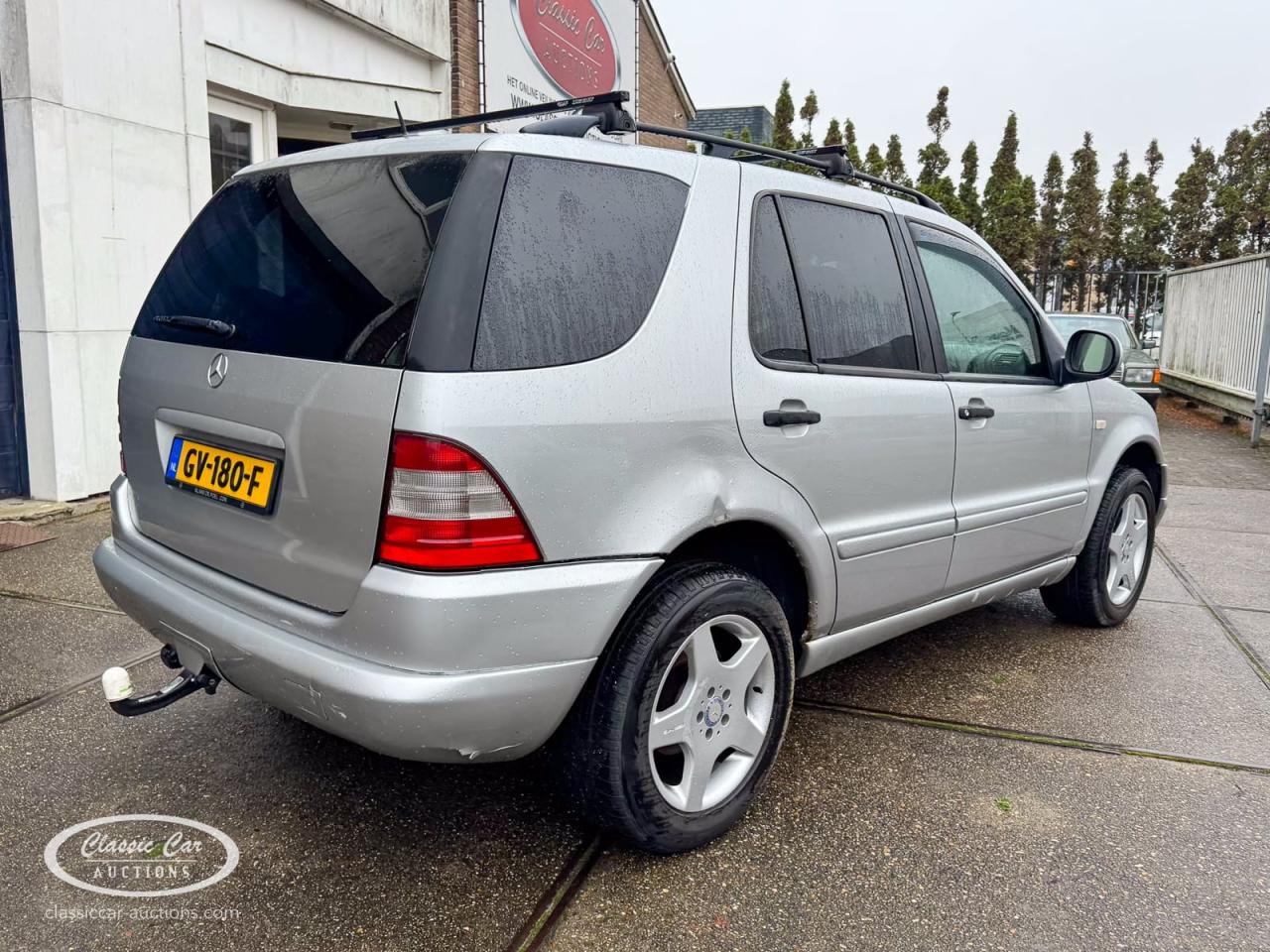 2000 Mercedes - Benz 320