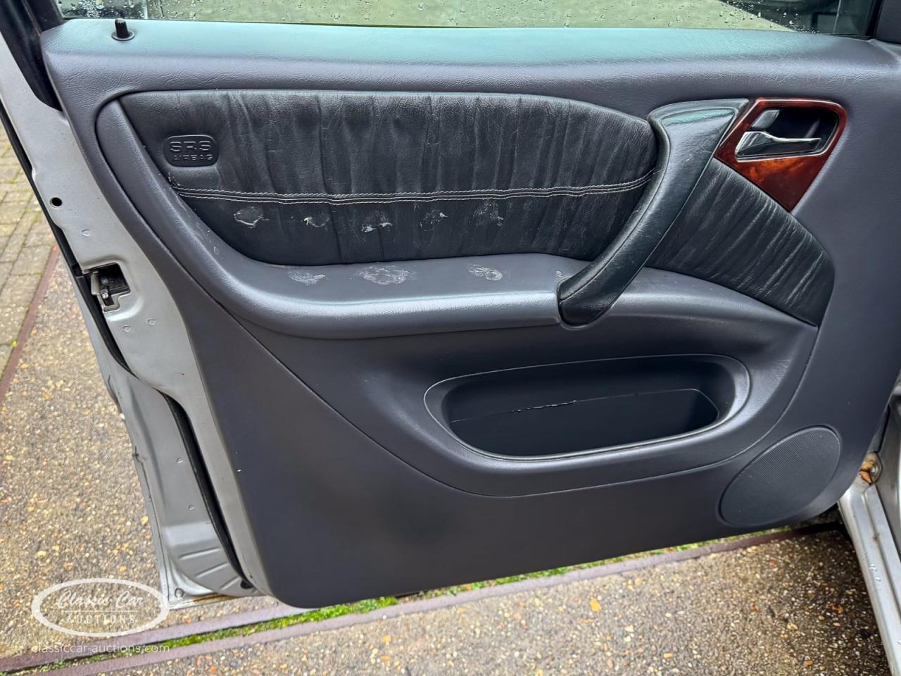 2000 Mercedes - Benz 320