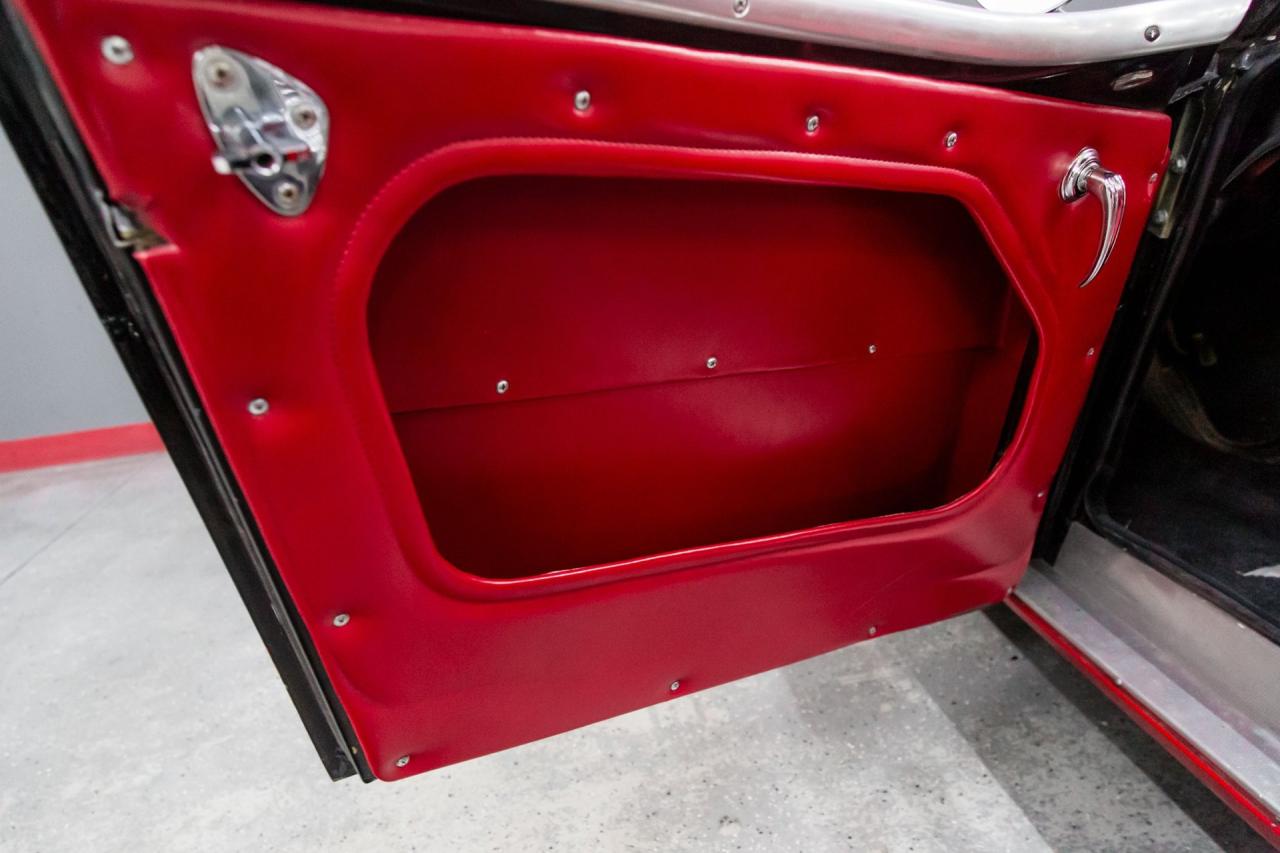 1961 Austin - Healey 3000