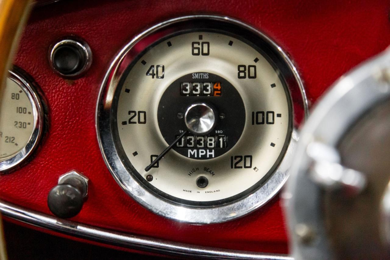 1961 Austin - Healey 3000