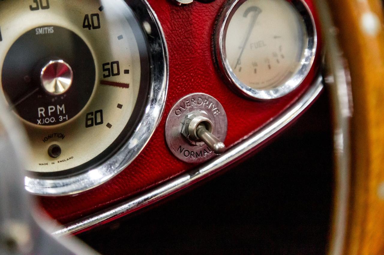 1961 Austin - Healey 3000