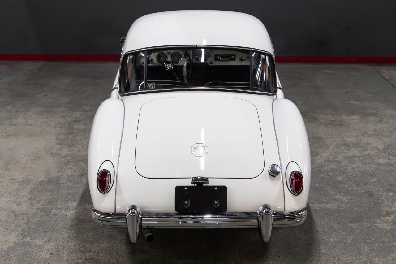 1959 MGA RESTORED COUPE A COUPE