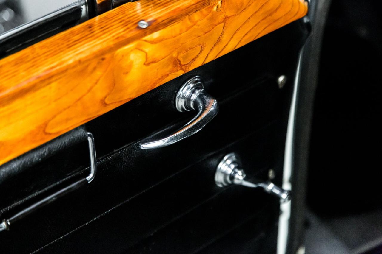 1959 MGA RESTORED COUPE A COUPE