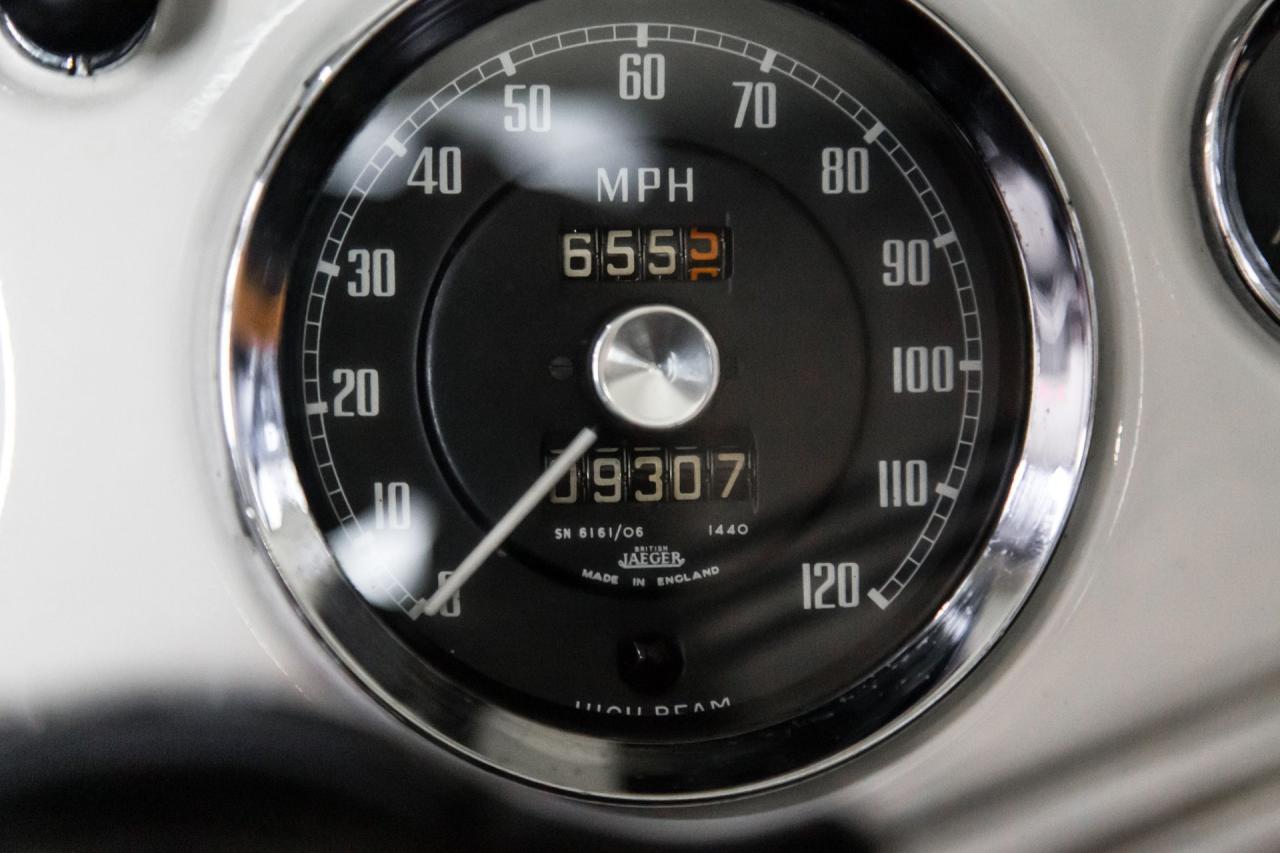 1959 MGA RESTORED COUPE A COUPE