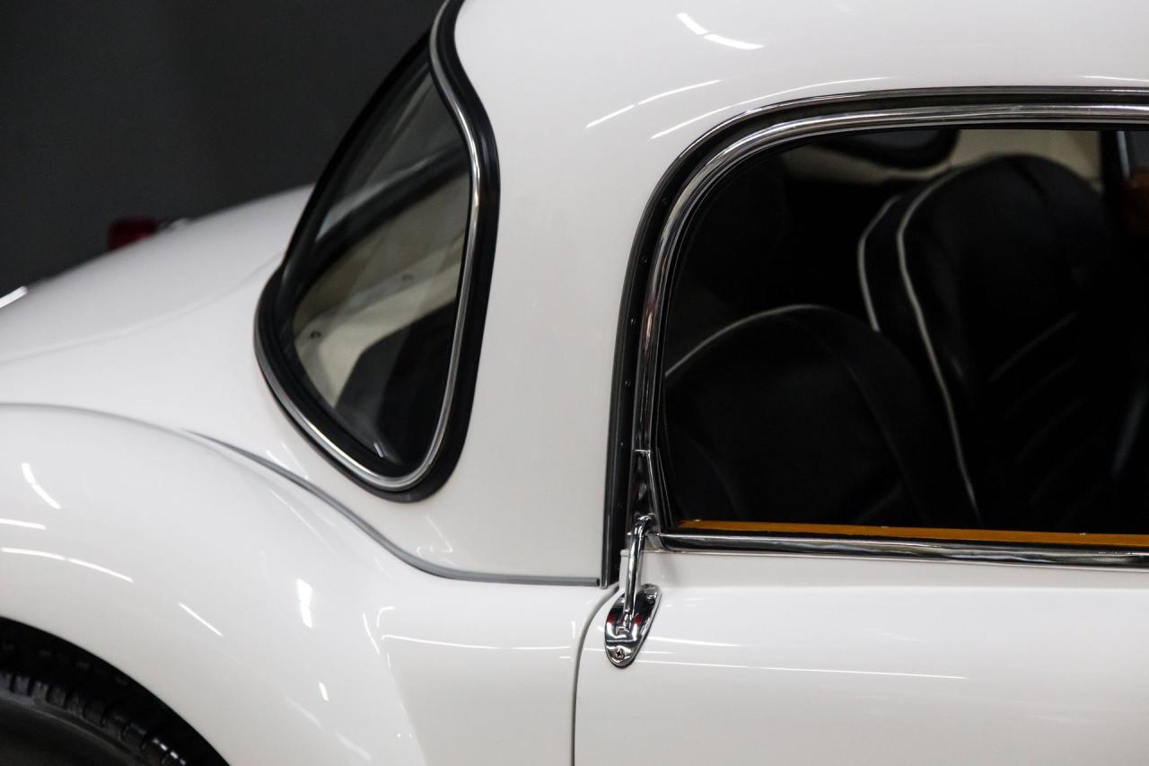 1959 MGA RESTORED COUPE A COUPE