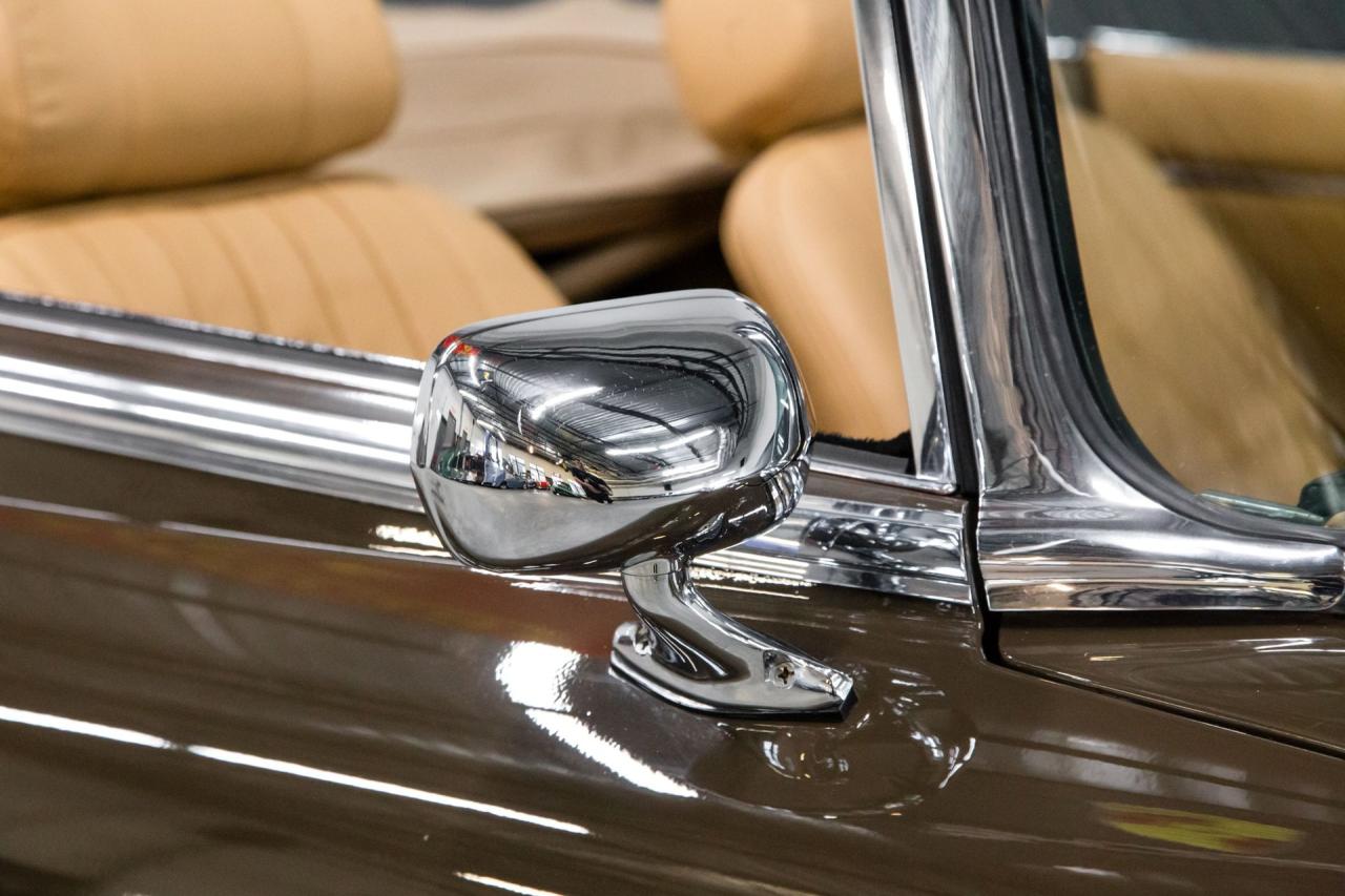 1973 Jaguar XKE V12 ROADSTER 4 SPD