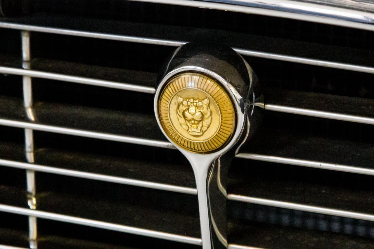 1973 Jaguar XKE V12 ROADSTER 4 SPD