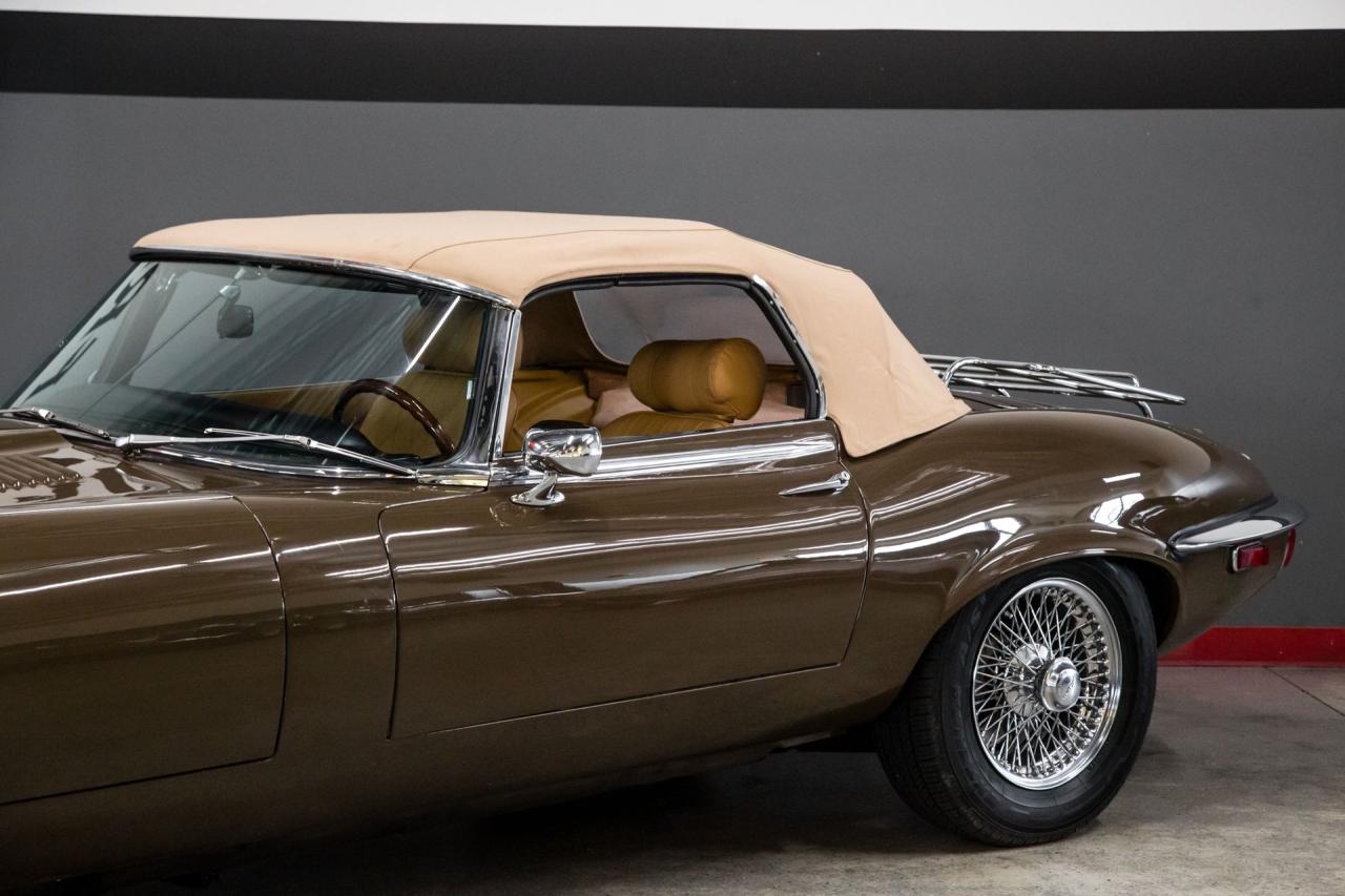 1973 Jaguar XKE V12 ROADSTER 4 SPD