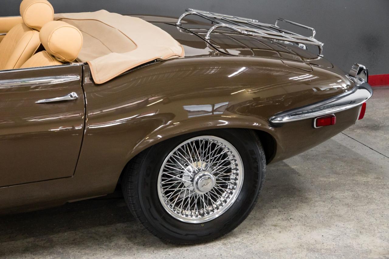 1973 Jaguar XKE V12 ROADSTER 4 SPD