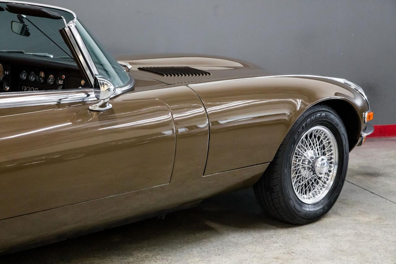 1973 Jaguar XKE V12 ROADSTER 4 SPD