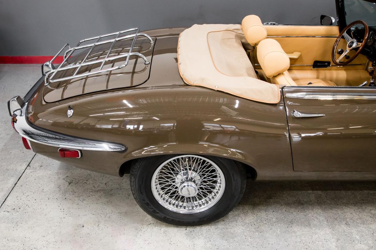 1973 Jaguar XKE V12 ROADSTER 4 SPD