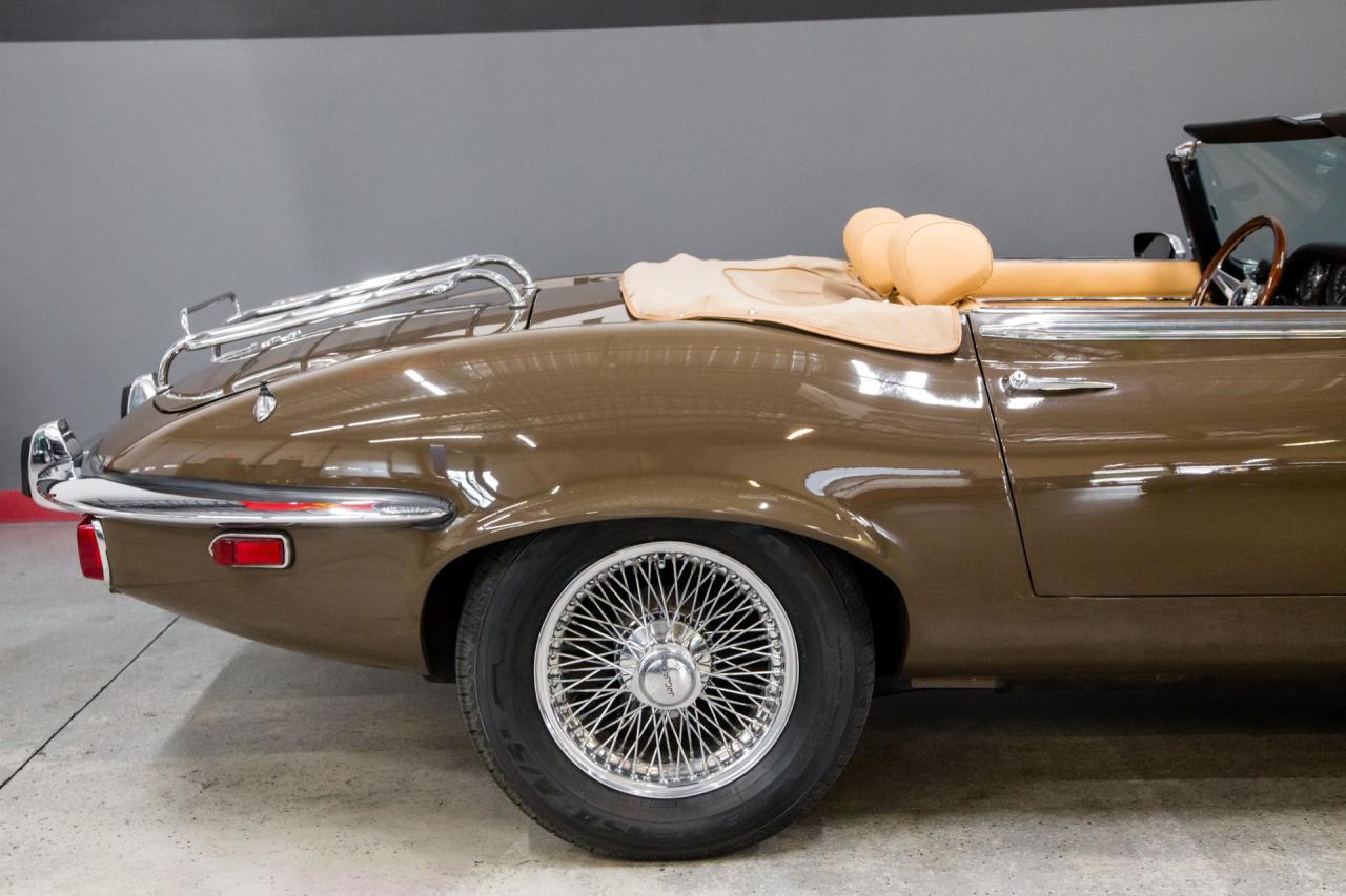 1973 Jaguar XKE V12 ROADSTER 4 SPD