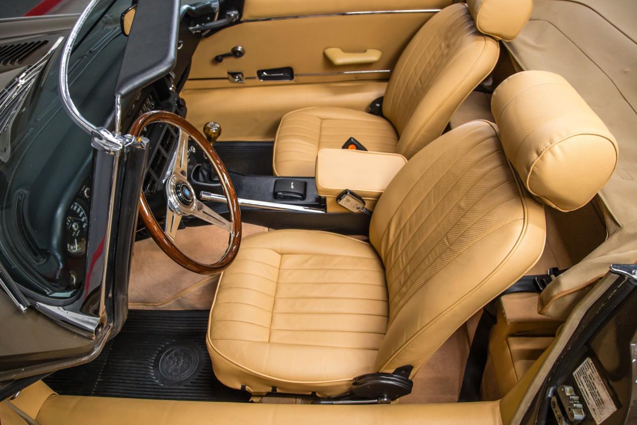 1973 Jaguar XKE V12 ROADSTER 4 SPD