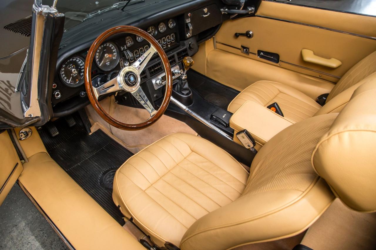1973 Jaguar XKE V12 ROADSTER 4 SPD