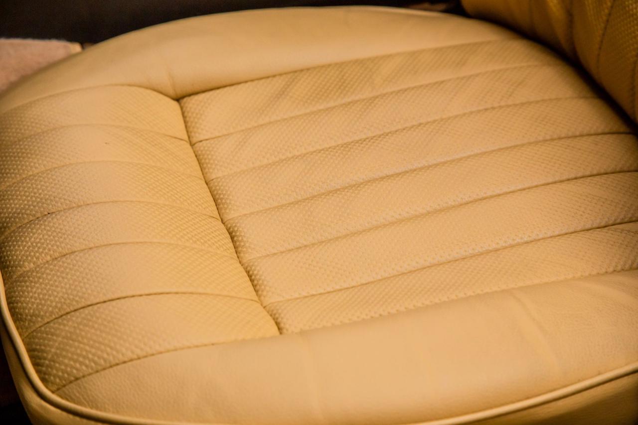 1973 Jaguar XKE V12 ROADSTER 4 SPD