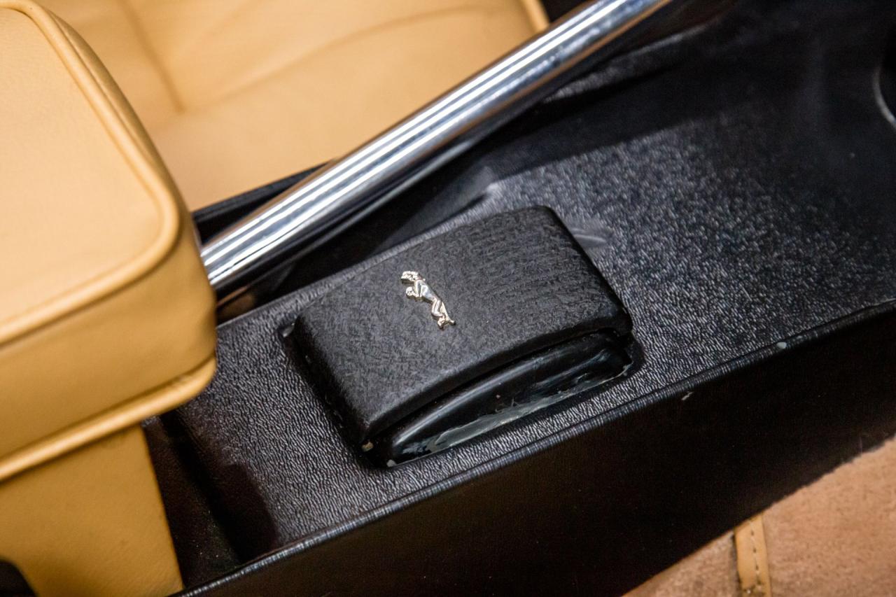 1973 Jaguar XKE V12 ROADSTER 4 SPD