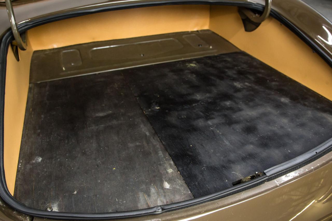 1973 Jaguar XKE V12 ROADSTER 4 SPD