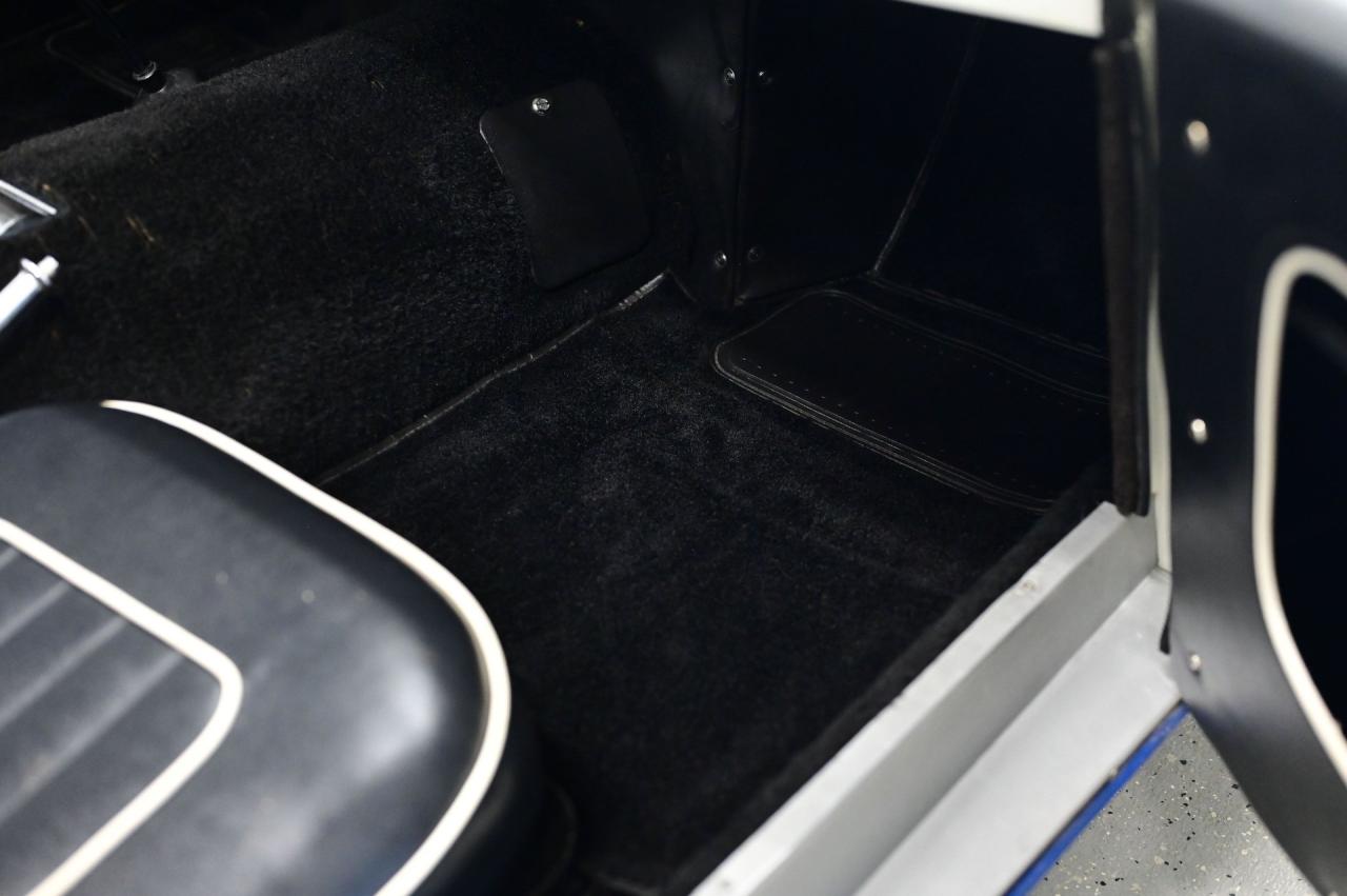 1954 Austin - Healey 100-4 BN1 LEMANS PKG