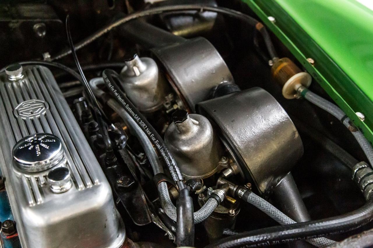 1967 MG RESTORED MG B