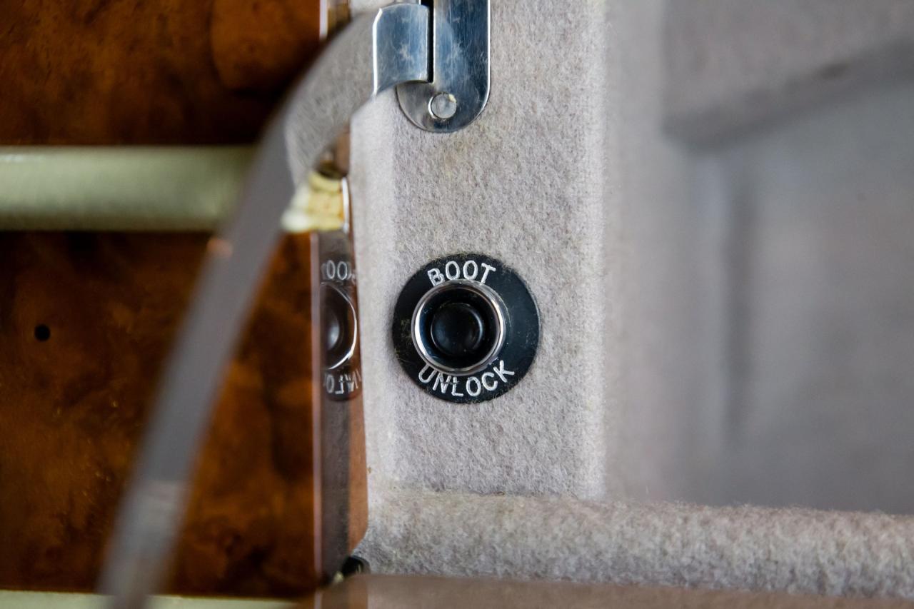 1979 Rolls - Royce Silver Shadow