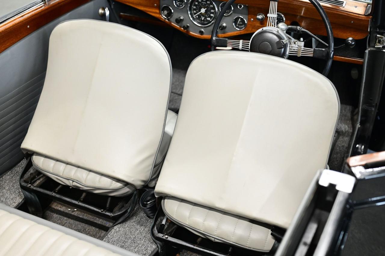 1949 Allard 81 M Drophead Coupe