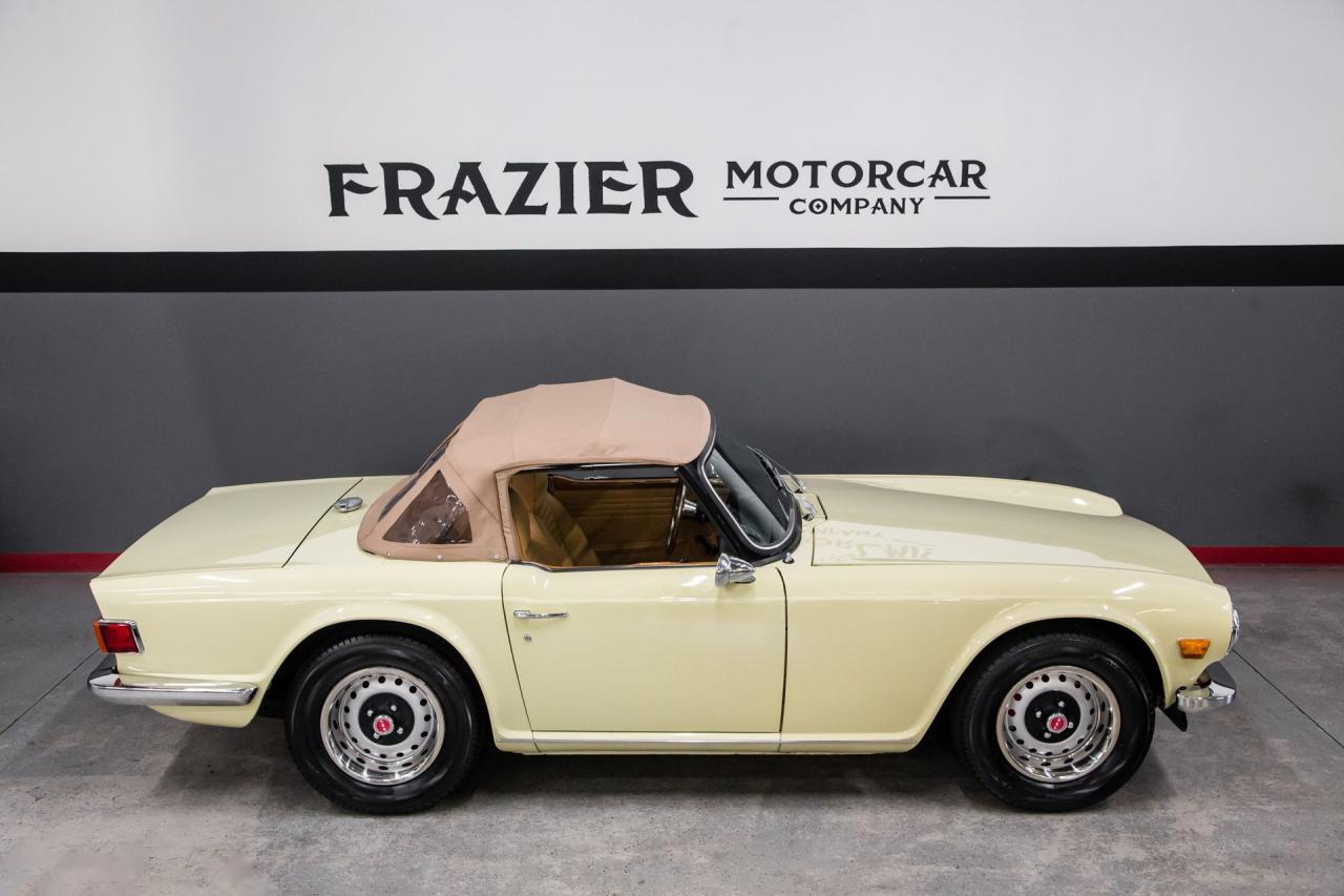 1971 Triumph FUEL INJECTED OVERDIVE TR6