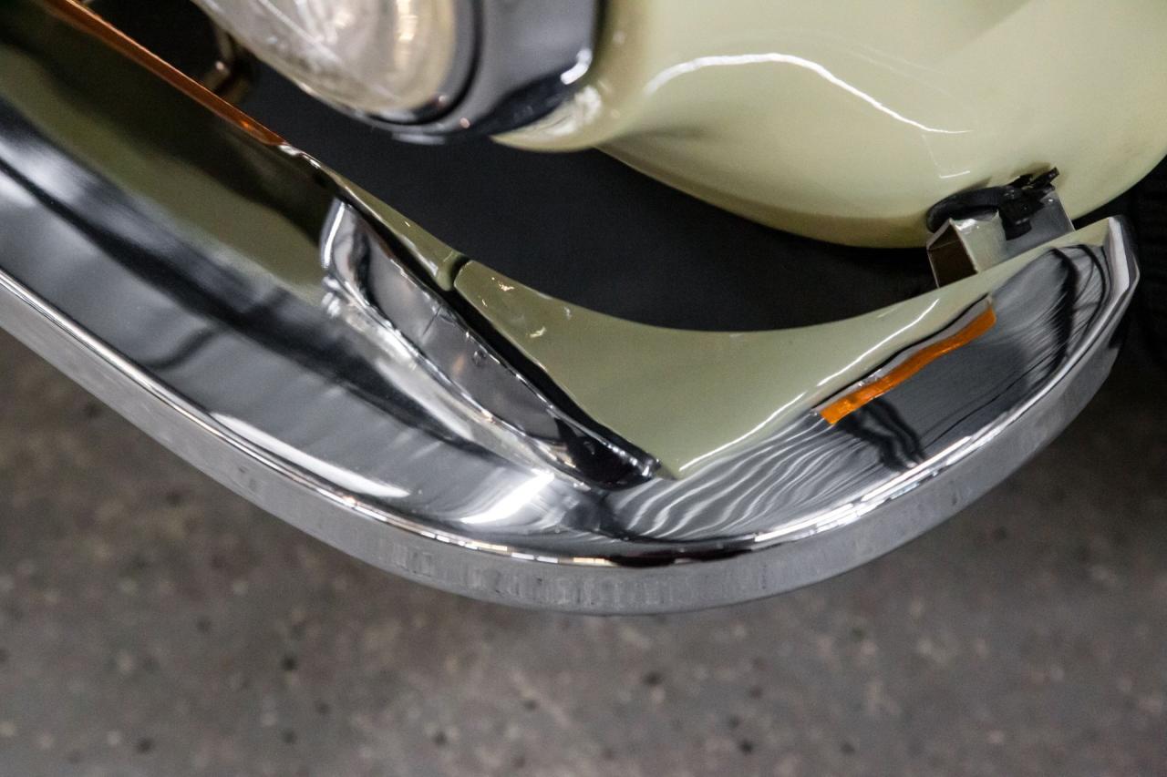 1971 Triumph FUEL INJECTED OVERDIVE TR6