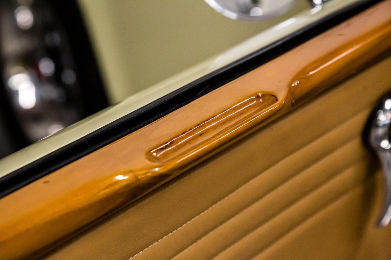 1971 Triumph FUEL INJECTED OVERDIVE TR6