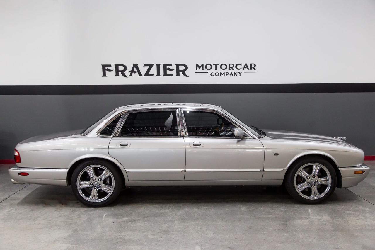 1999 Jaguar XJR SUPERCHARGED V8