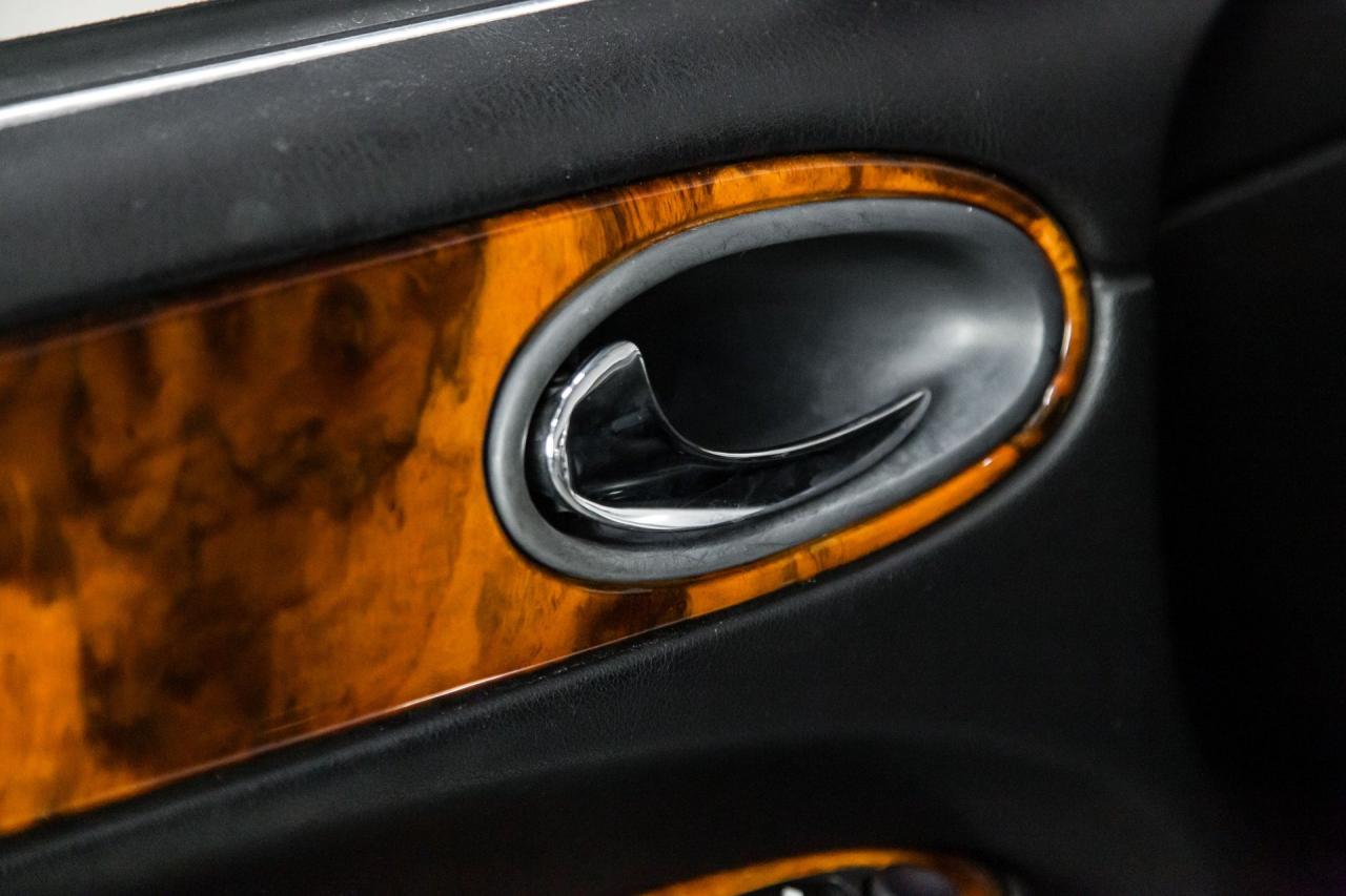 1999 Jaguar XJR SUPERCHARGED V8