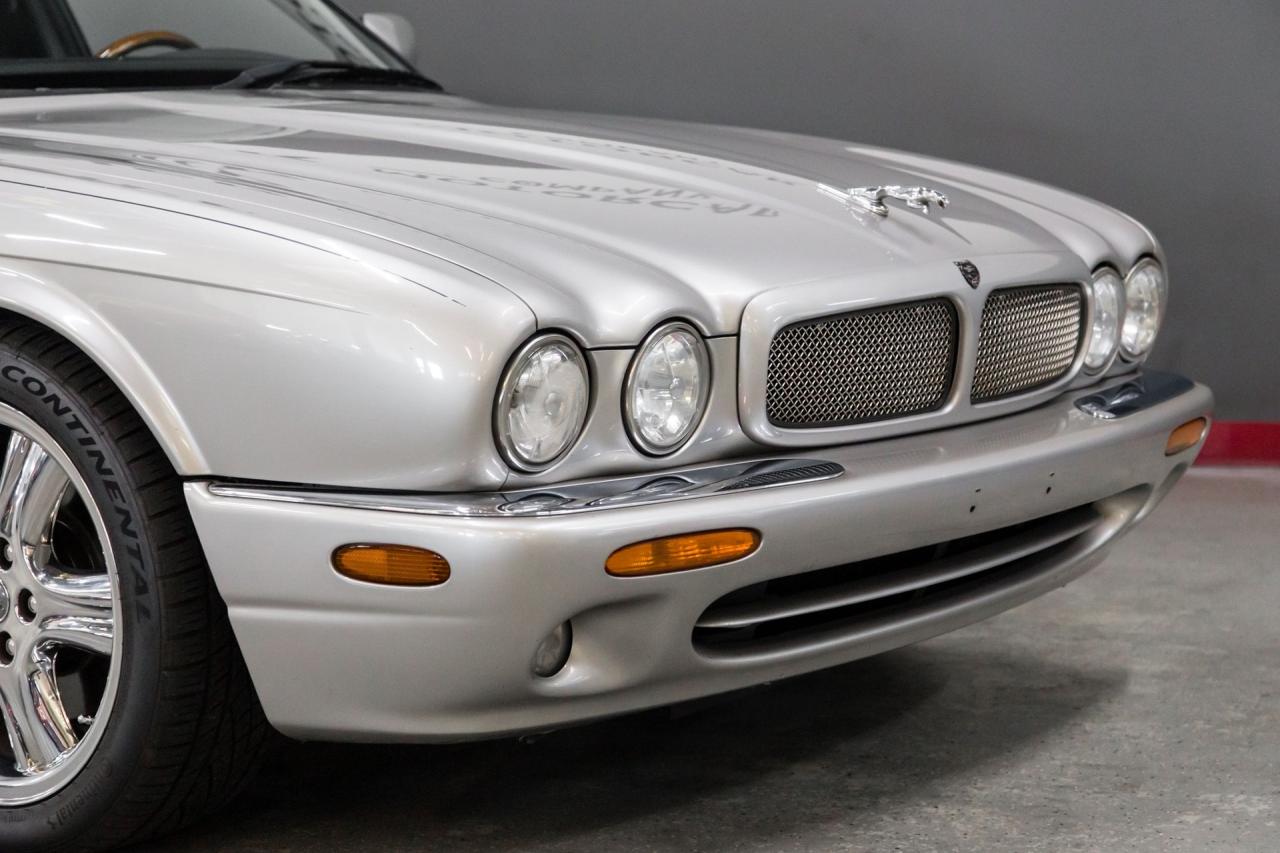 1999 Jaguar XJR SUPERCHARGED V8