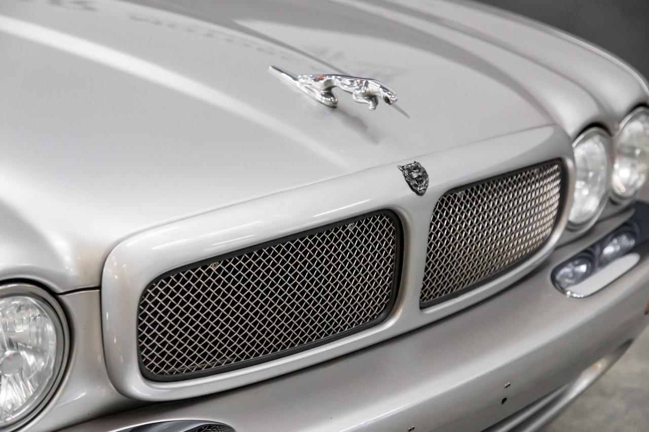 1999 Jaguar XJR SUPERCHARGED V8
