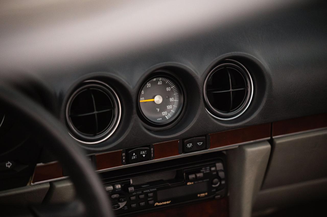 1986 Mercedes - Benz 560 SL