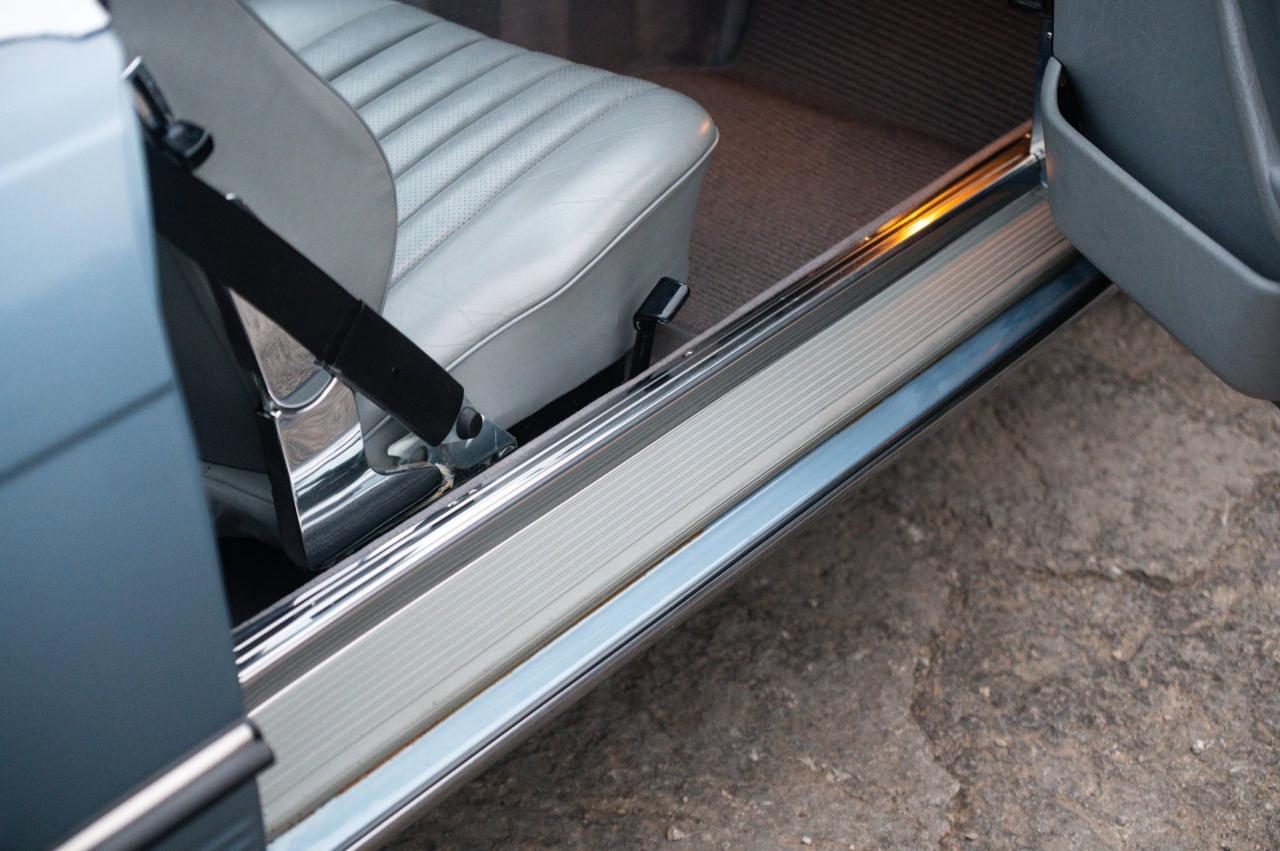 1986 Mercedes - Benz 560 SL