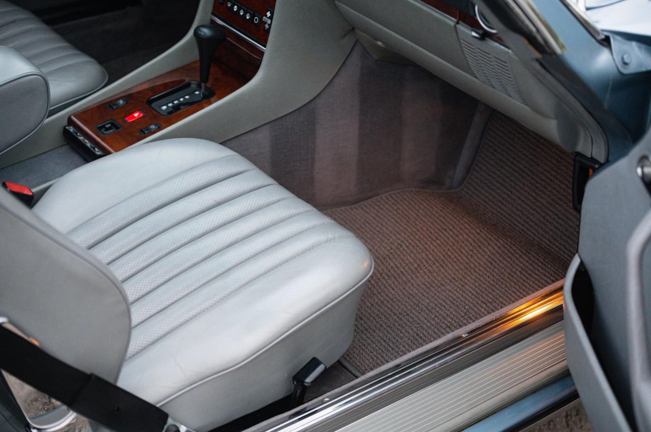 1986 Mercedes - Benz 560 SL