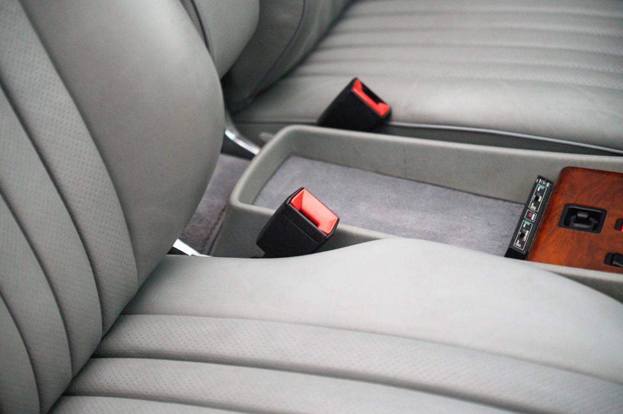 1986 Mercedes - Benz 560 SL