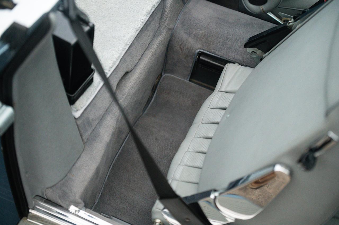 1986 Mercedes - Benz 560 SL