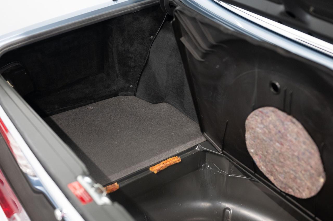 1986 Mercedes - Benz 560 SL