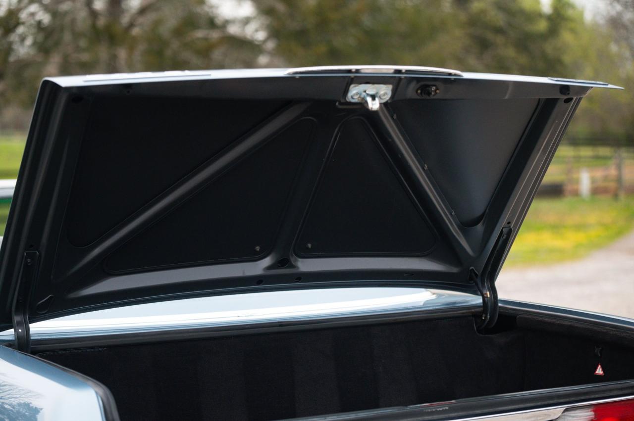 1986 Mercedes - Benz 560 SL