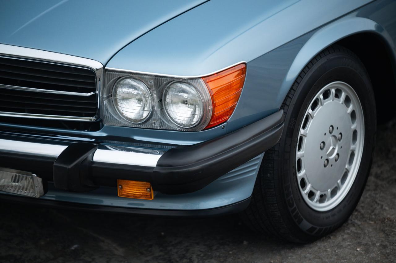 1986 Mercedes - Benz 560 SL