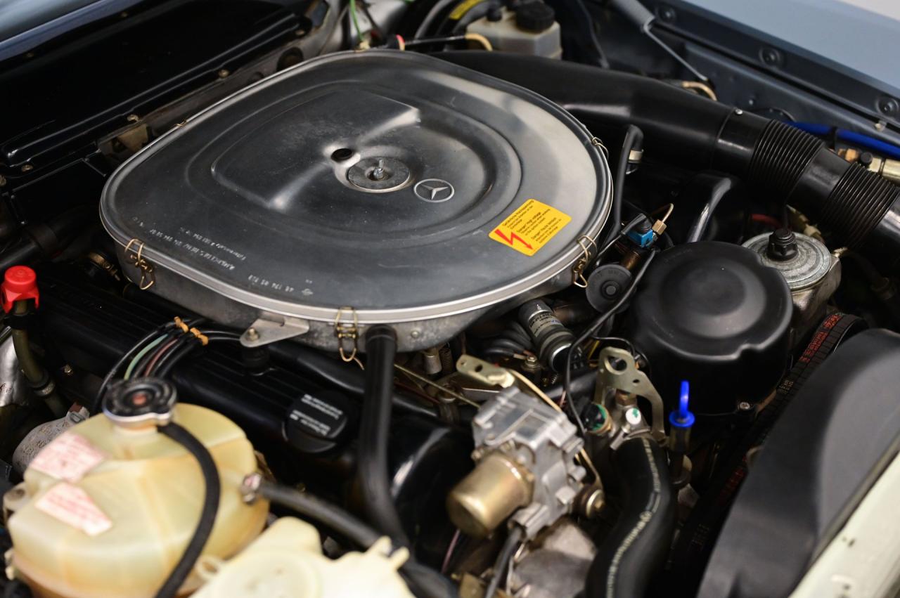 1986 Mercedes - Benz 560 SL