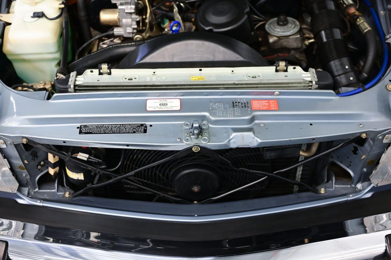 1986 Mercedes - Benz 560 SL