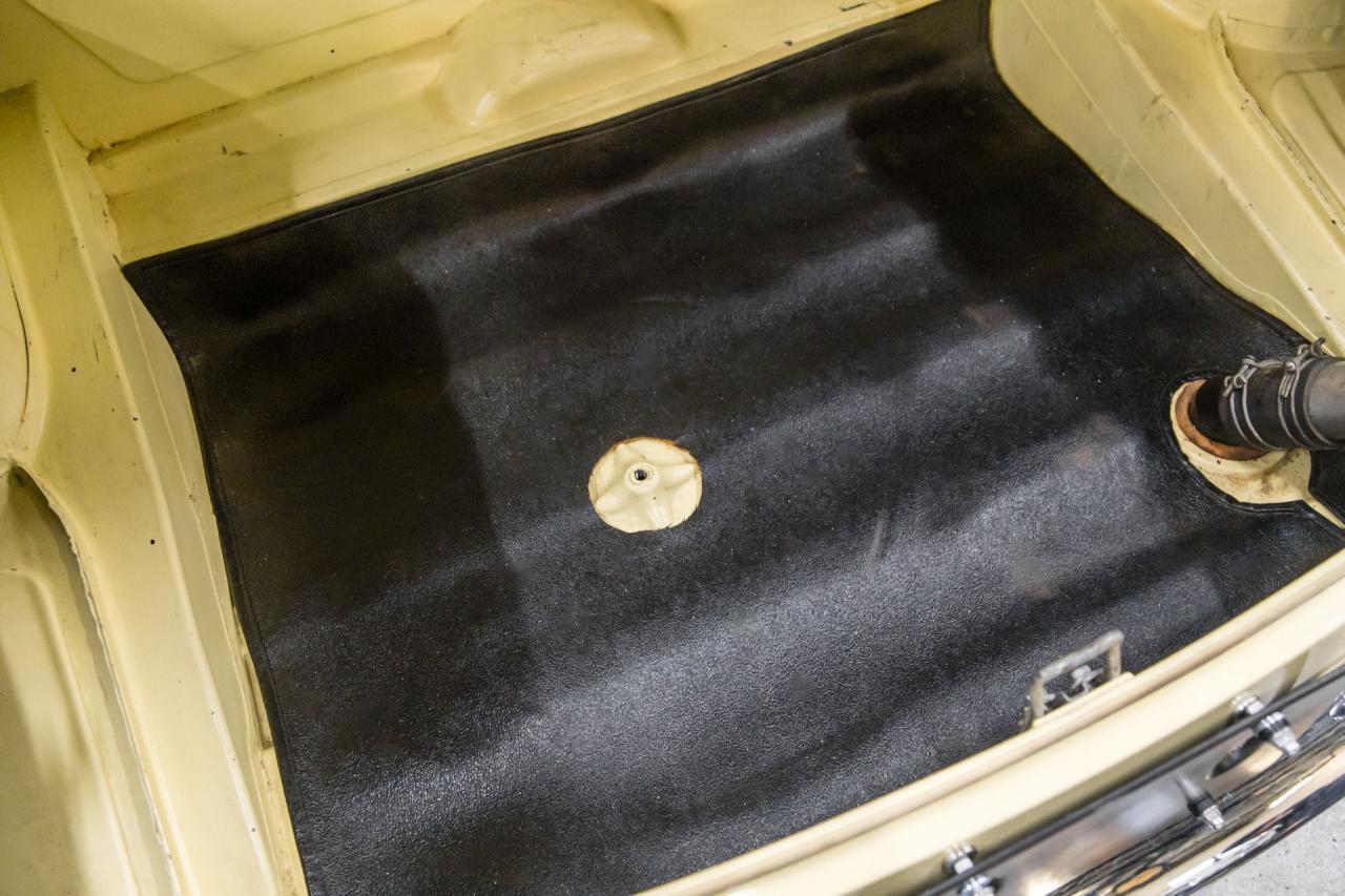 1968 MG MGB with OVERDRIVE