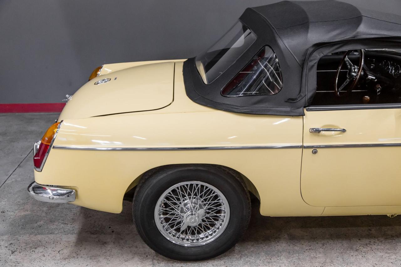 1968 MG MGB with OVERDRIVE