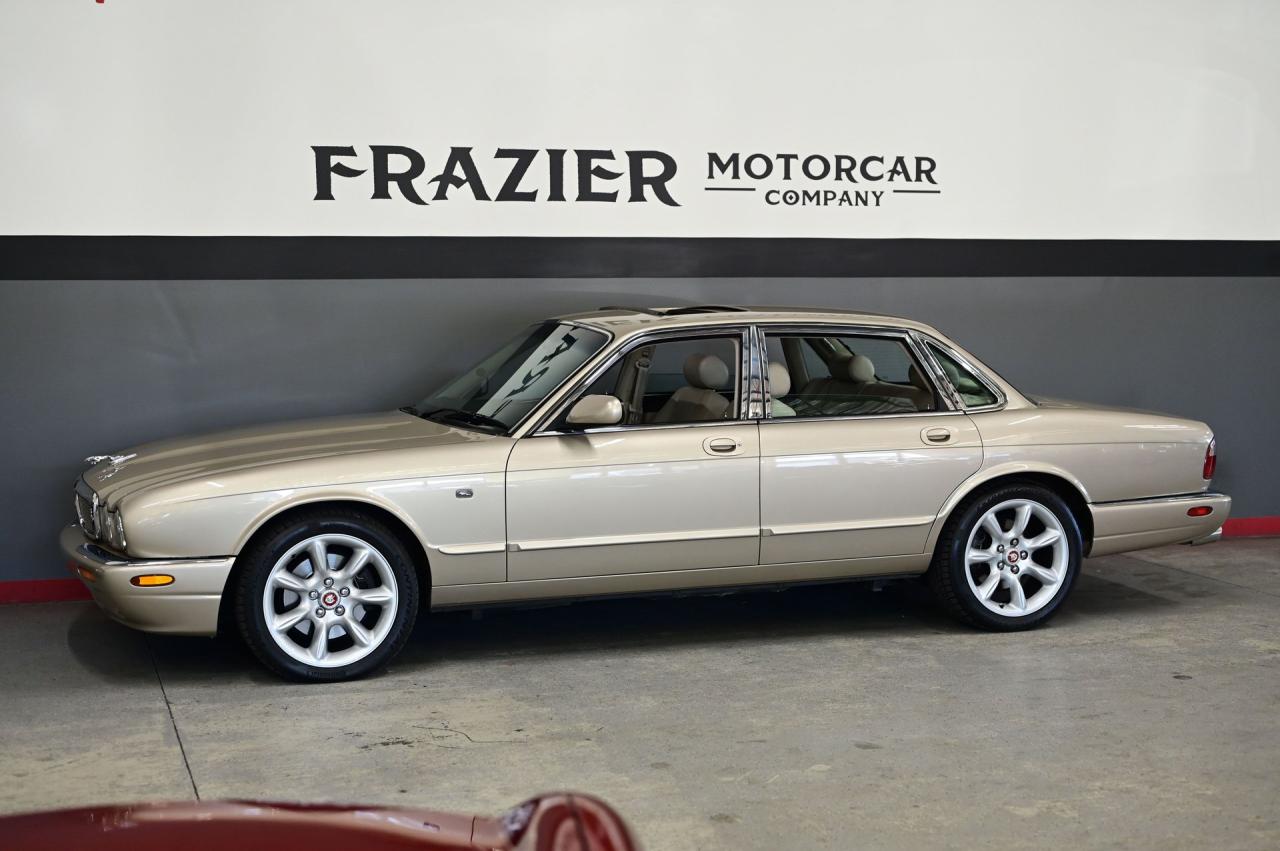 1999 Jaguar XJR SUPERCHARGED V8